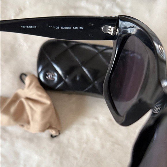 CHANEL Glossy Black Sunglasses main image 5